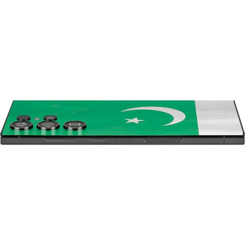 Pakistan Flag Distressed Galaxy S24 Ultra Skin